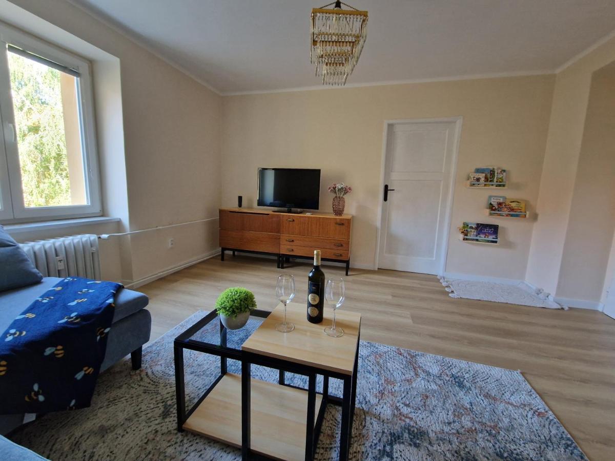 City Center Apartment - Self Check-In Спішська Нова Весь Екстер'єр фото