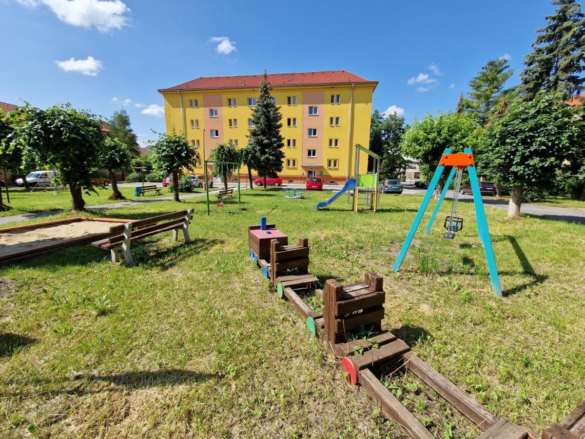City Center Apartment - Self Check-In Спішська Нова Весь Екстер'єр фото